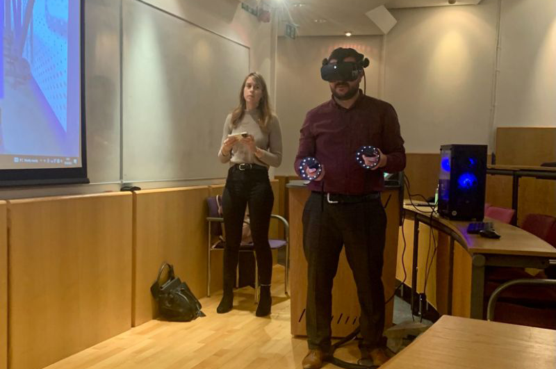 Technical demonstration of VR headsets